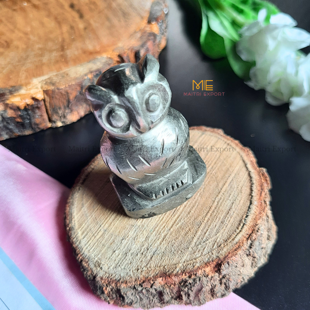 Natural Crystal Stones Owl Carving / Figurine-Maitri Export | Crystals Store