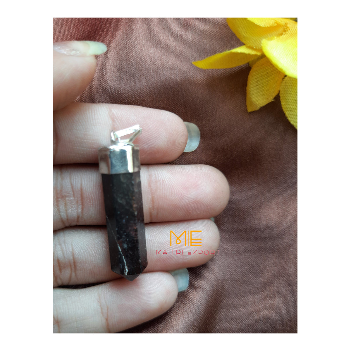 Natural crystal Single Point Pencil Pendant-Garnet-Maitri Export | Crystals Store