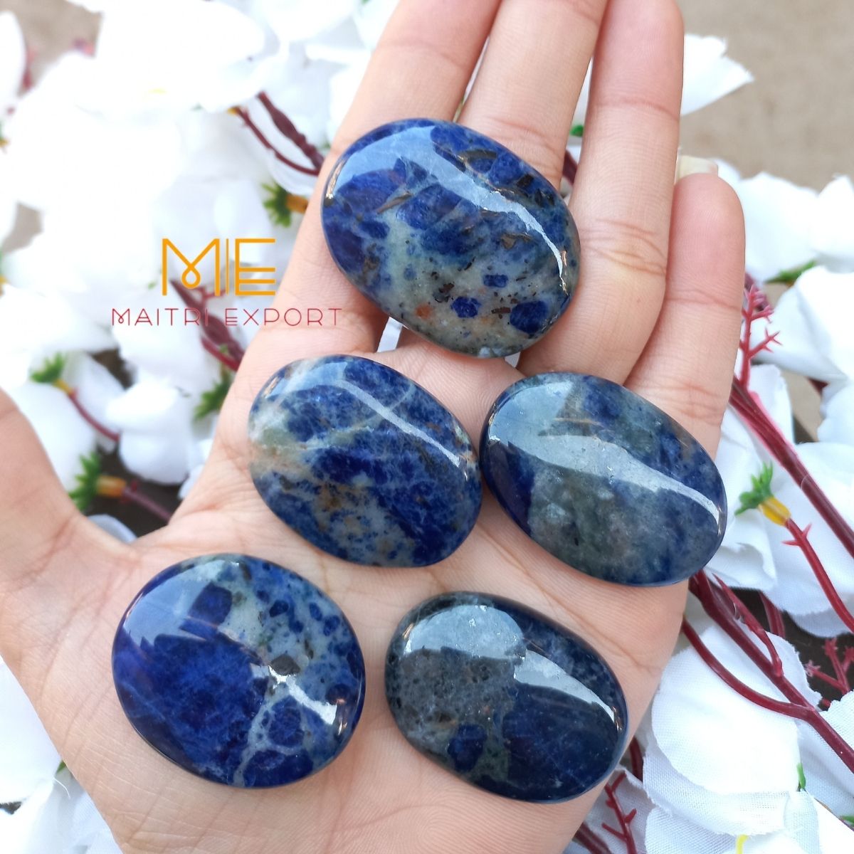 Crystal oval cabochon / mini palmstone-Sodalite-Maitri Export | Crystals Store