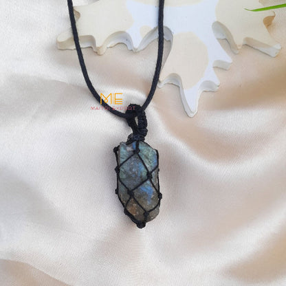 Natural Healing crystal stones Rough / Raw pendant with Thread Wrapping-Labradorite-Maitri Export | Crystals Store