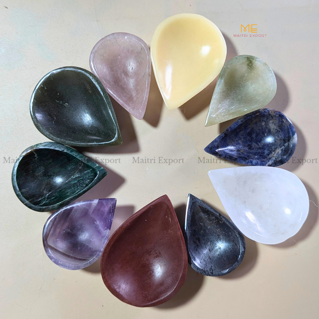 Natural Healing Crystal Stone 1 Face Leaf Shape Diya / Deepak-Maitri Export | Crystals Store