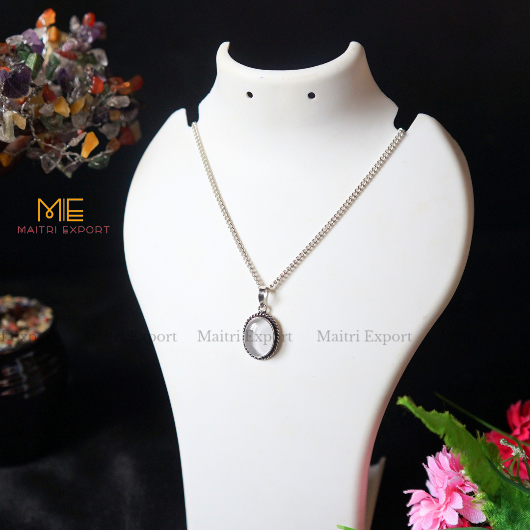 Natural Healing Crystal Gem Quality Oval Shaped Pendant-Maitri Export | Crystals Store