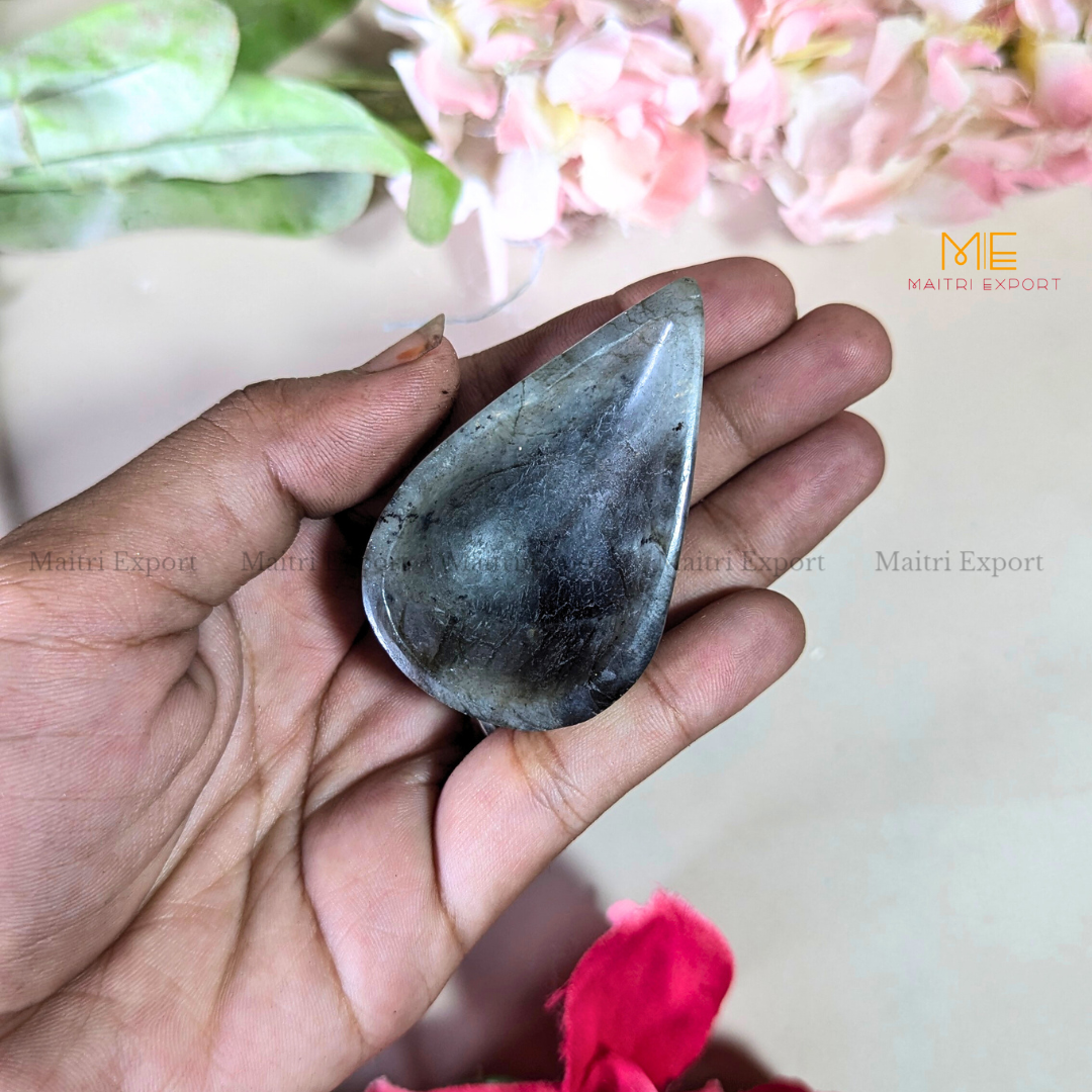 Natural Healing Crystal Stone 1 Face Leaf Shape Diya / Deepak-Labradorite-Maitri Export | Crystals Store