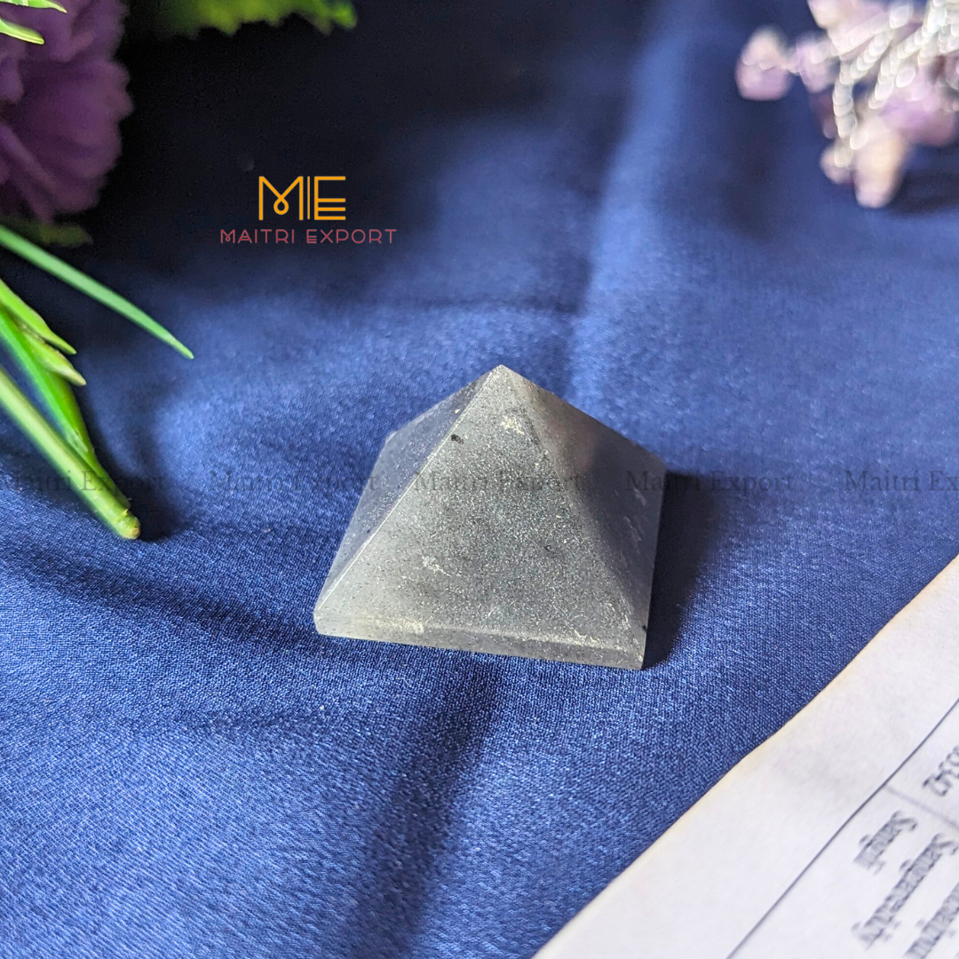 Natural different crystal stone pyramid ( Size: 1 inch )-Grey Quartz-Maitri Export | Crystals Store