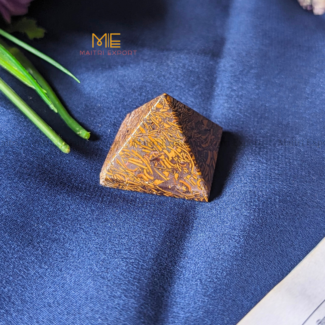 Natural different crystal stone pyramid ( Size: 1 inch )-Calligraphy Jasper-Maitri Export | Crystals Store