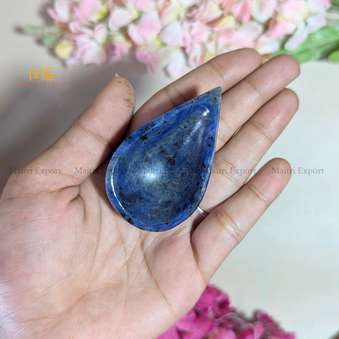 Natural Healing Crystal Stone 1 Face Leaf Shape Diya / Deepak-Sodalite-Maitri Export | Crystals Store