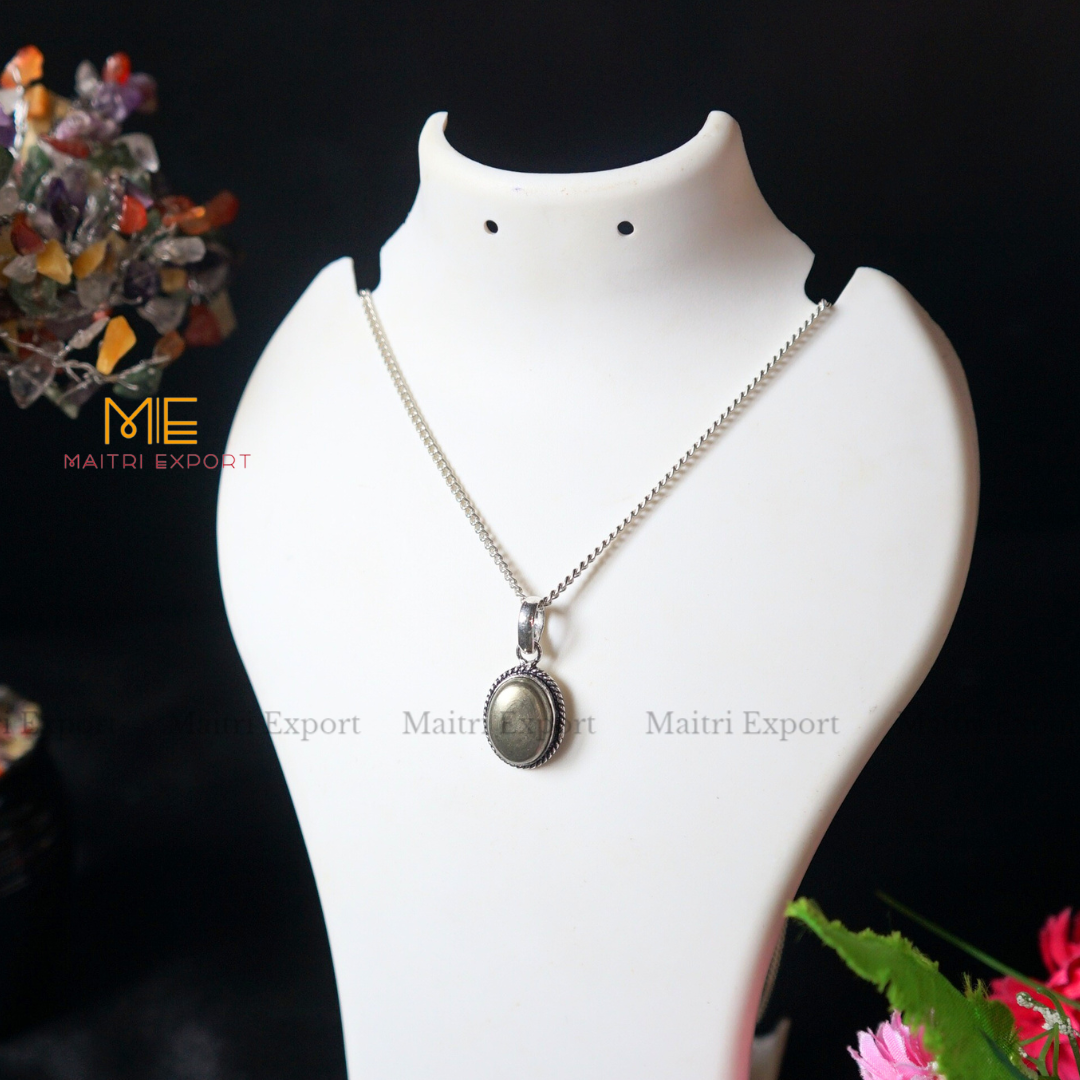 Natural Healing Crystal Gem Quality Oval Shaped Pendant-Maitri Export | Crystals Store