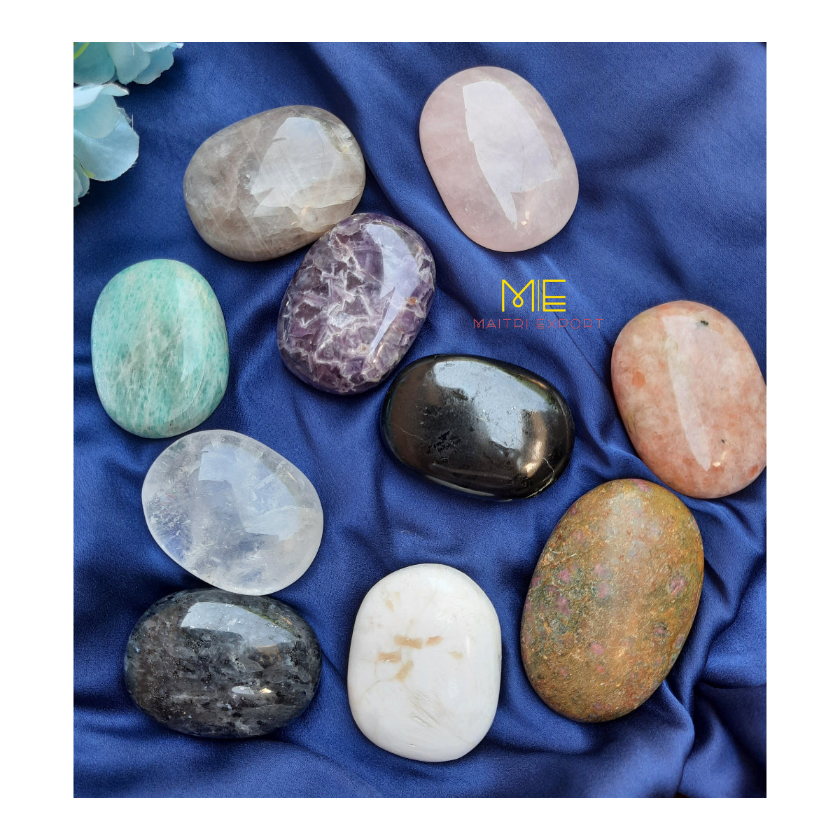 Natural different crystal palmstone for meditation and healing-Maitri Export | Crystals Store