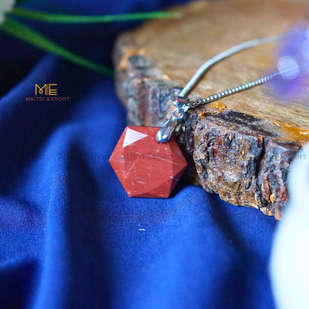 David Star Pendant(25mm)-Red Jasper-Maitri Export | Crystals Store