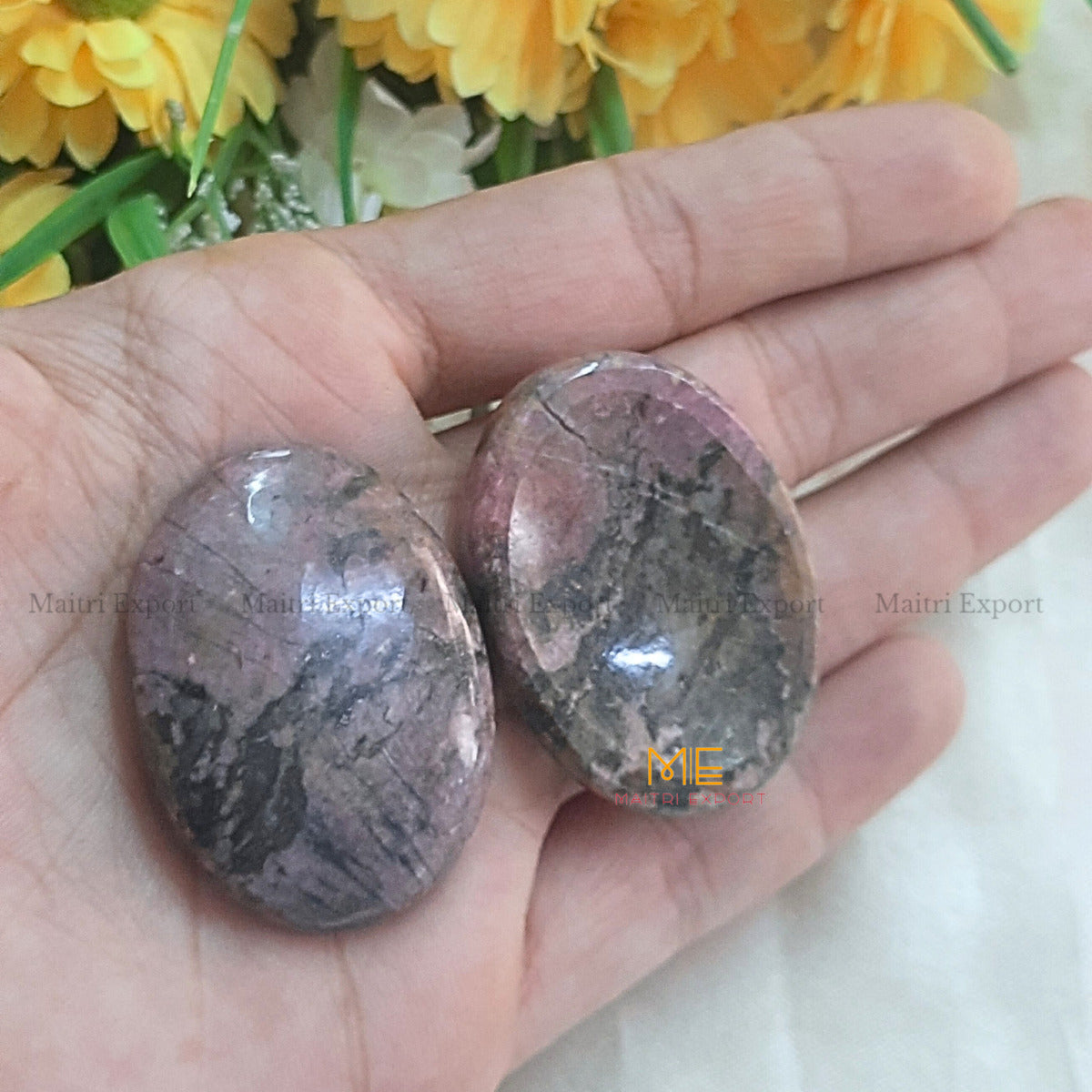 Worry stones / thumbstone-Rhodonite-Maitri Export | Crystals Store